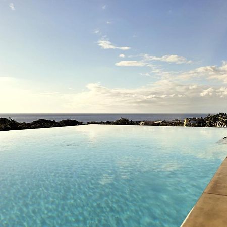 Апартаменти Luxury Penthouse With Infinity Pool & Stunning Sea View Flic en Flac Екстер'єр фото
